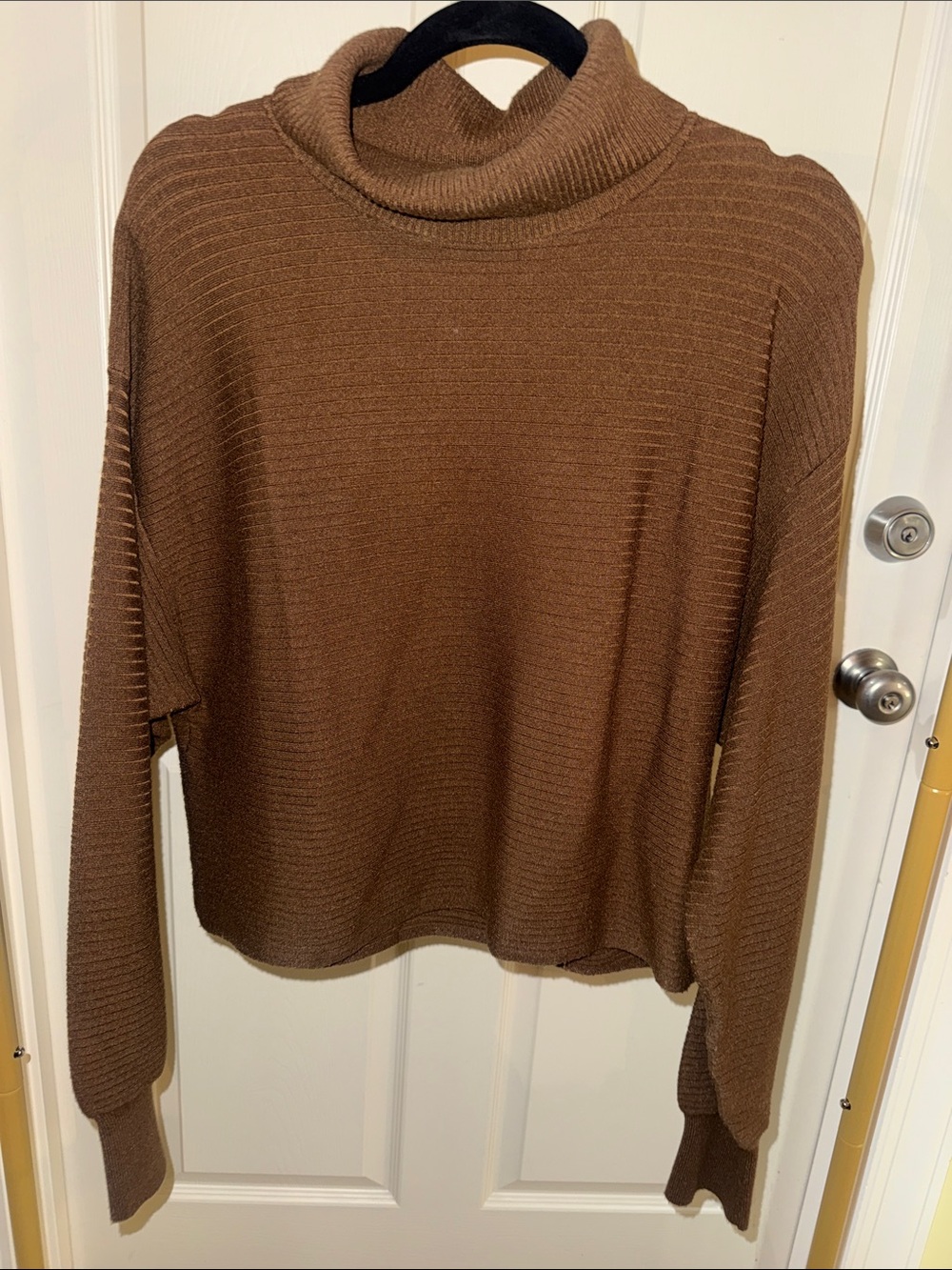 Good American Brown Turtleneck Sweater